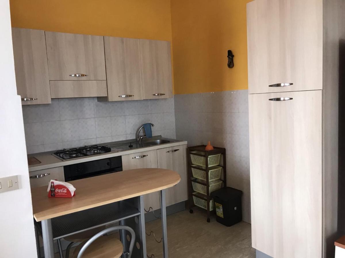 90ss Apartament Appartement Reggio di Calabria Buitenkant foto
